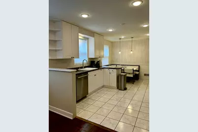 2918 W Hollywood Avenue #2, Chicago, IL 60659 - Photo 3