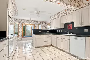 14289 W Shelley Ln, Wadsworth, IL 60083 - Photo 13