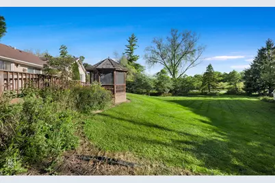 24844 N Cherokee Drive, Lake Barrington, IL 60010 - Photo 33