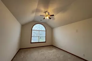 215 Geraldine Ct, Somonauk, IL 60552 - Photo 15