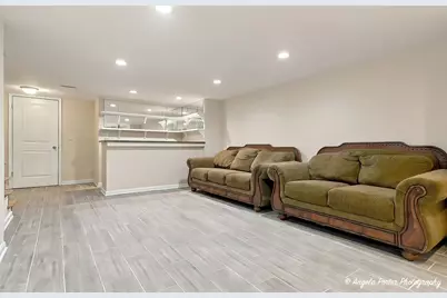 643 Sylviawood Avenue, Park Ridge, IL 60068 - Photo 25