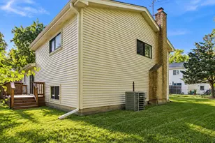 1036 Foxworth Blvd, Lombard, IL 60148 - Photo 27