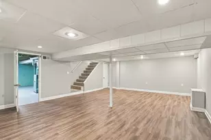 559 S Park Rd, Lombard, IL 60148 - Photo 21