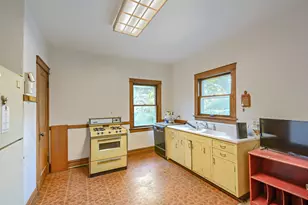 1726 W 100th St, Chicago, IL 60643 - Photo 5