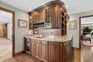 2342 Mohawk Ln, Glenview, IL 60026 - Photo 11