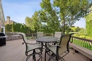 2342 Mohawk Ln, Glenview, IL 60026 - Photo 39