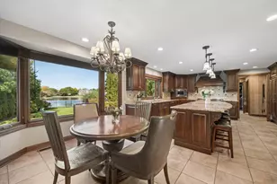 2342 Mohawk Ln, Glenview, IL 60026 - Photo 15