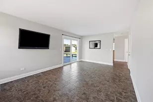 1050 Applewood Ln, Algonquin, IL 60102 - Photo 9