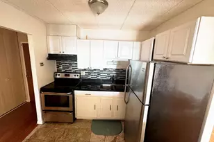 9098 W Terrace Dr, Niles, IL 60714 - Photo 5