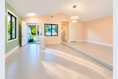 1191 Hialeah Lane, Hanover Park, IL 60133 - Photo 5