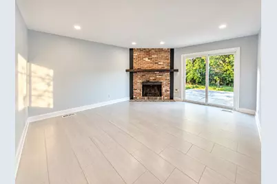 1191 Hialeah Lane, Hanover Park, IL 60133 - Photo 7