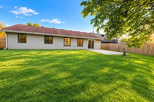1191 Hialeah Ln, Hanover Park, IL 60133 - Photo 3