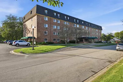 5011 Valley Lane #208, Streamwood, IL 60107 - Photo 3