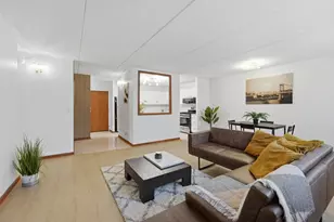 5011 Valley Ln, Streamwood, IL 60107 - Photo 13