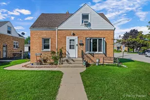 3430 Calwagner St, Franklin Park, IL 60131 - Photo 1