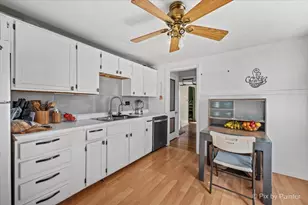 3430 Calwagner St, Franklin Park, IL 60131 - Photo 9