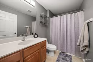 2268 Summerlin Dr, Aurora, IL 60503 - Photo 9