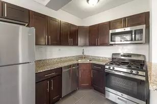 1608 W Sherwin Ave, Chicago, IL 60626 - Photo 5