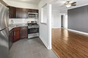1608 W Sherwin Ave, Chicago, IL 60626 - Photo 3