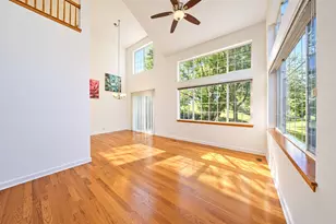 1932 Blackberry Ln, Hoffman Estates, IL 60169 - Photo 5
