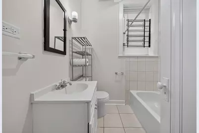 3325 N Lakewood Avenue #GDN, Chicago, IL 60657 - Photo 11