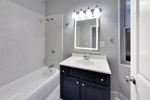 1108 E Marquette Rd, Chicago, IL 60637 - Photo 21
