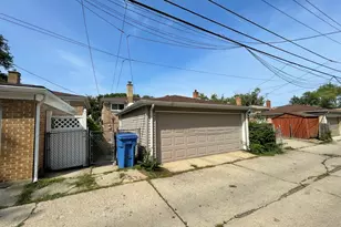 4253 W Devon Ave, Chicago, IL 60646 - Photo 17