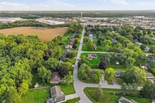 3318 Caroline Dr, Joliet, IL 60435 - Photo 33