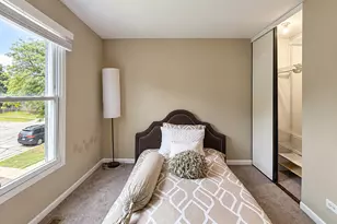 1401 Knoll Dr, Naperville, IL 60565 - Photo 31