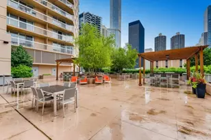 545 N Dearborn St, Chicago, IL 60654 - Photo 21
