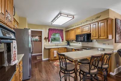 2228 Hanlon Road, Libertyville, IL 60048 - Photo 7