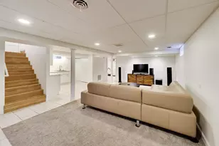7510 W Jonquil Terrace, Niles, IL 60714 - Photo 17
