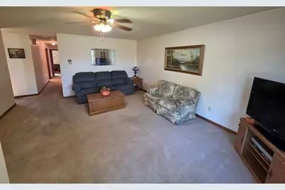2207 16th Avenue, Sterling, IL 61081 - Photo 11
