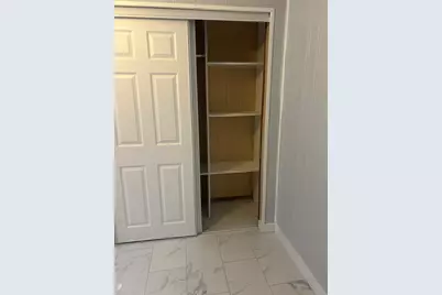 12748 S Lowe Avenue, Chicago, IL 60628 - Photo 9