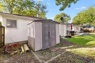 3810 Bobwhite Ln, Rolling Meadows, IL 60008 - Photo 17