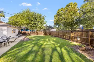 3810 Bobwhite Ln, Rolling Meadows, IL 60008 - Photo 15