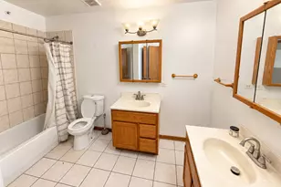21919 Jeffrey Ave, Sauk Village, IL 60411 - Photo 11