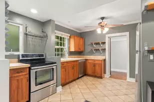 45 S Julian St, Naperville, IL 60540 - Photo 13