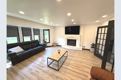 198 N Catalpa Street, Addison, IL 60101 - Photo 9