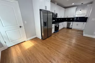 8118 S St Lawrence Ave, Chicago, IL 60619 - Photo 13
