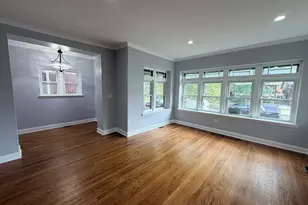 8118 S St Lawrence Ave, Chicago, IL 60619 - Photo 15