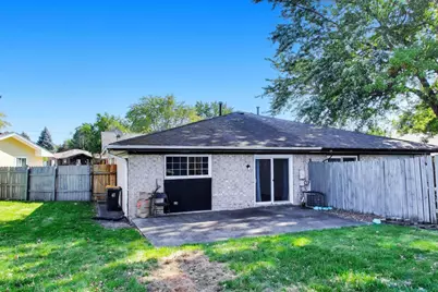 1316 Beverly Lane, Streamwood, IL 60107 - Photo 23