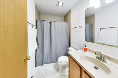 1316 Beverly Lane, Streamwood, IL 60107 - Photo 21