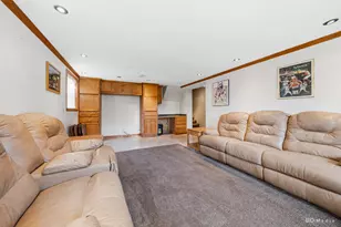 8607 S Tripp Ave, Chicago, IL 60652 - Photo 17