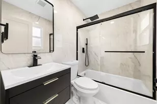 8119 Eastwood Ln, Woodridge, IL 60517 - Photo 11