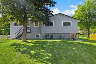 8119 Eastwood Ln, Woodridge, IL 60517 - Photo 27