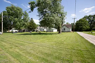 507 Commercial St, Chenoa, IL 61726 - Photo 17