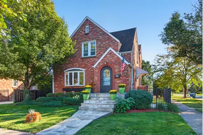 1005 Woodlawn Avenue, Des Plaines, IL 60016 - Photo 1
