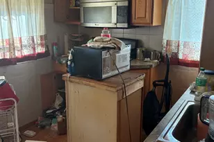 7929 S Bennett Ave, Chicago, IL 60617 - Photo 5
