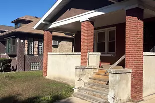 7929 S Bennett Ave, Chicago, IL 60617 - Photo 3